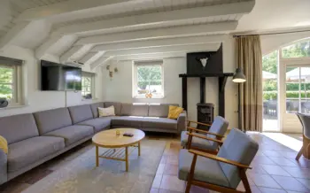 Groepsaccommodatie de Eik zithoek