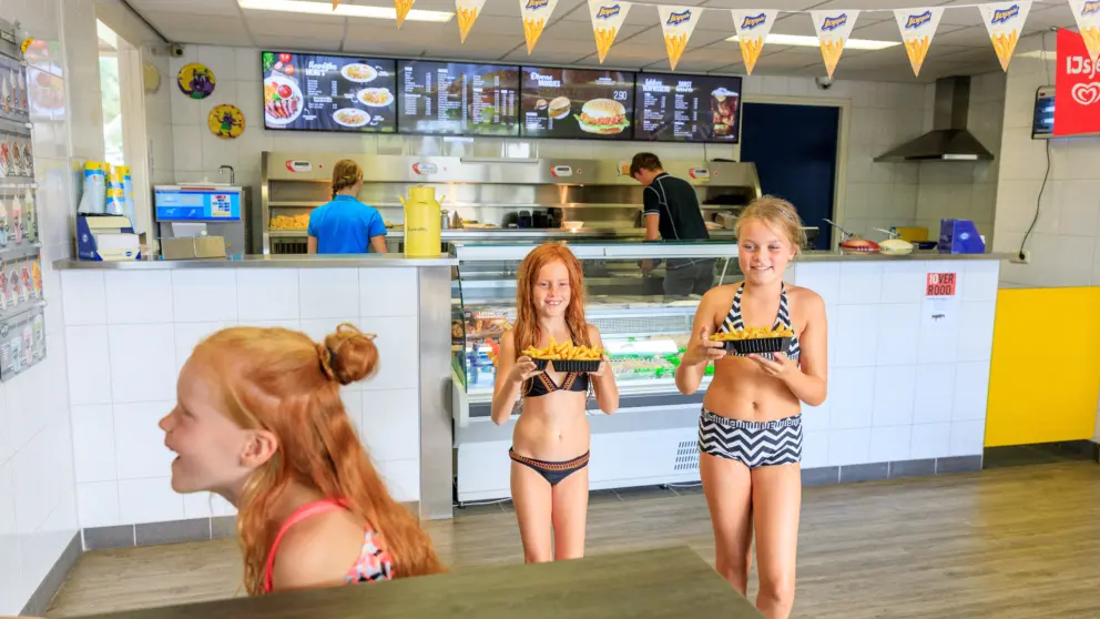 snackbarvollenhove.nl snackbar op park